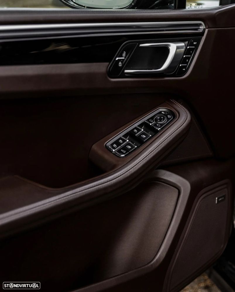 Porsche Macan - 16