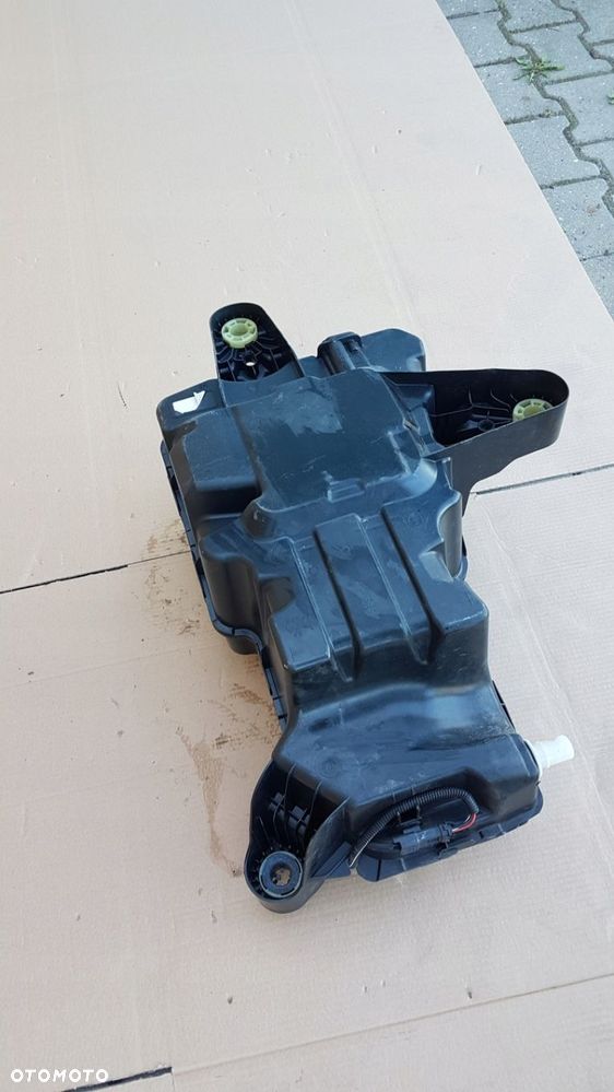 ZBIORNIK ADBLUE CITROEN BERLINGO PEUGEOT PARTNER RIFTER - 7