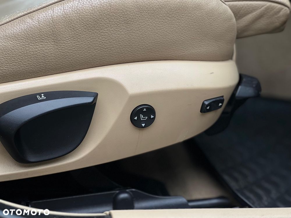 BMW Seria 3 - 25