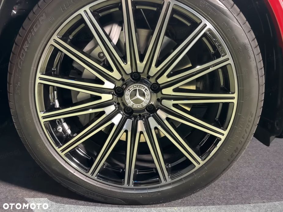 Mercedes-Benz GLC - 14