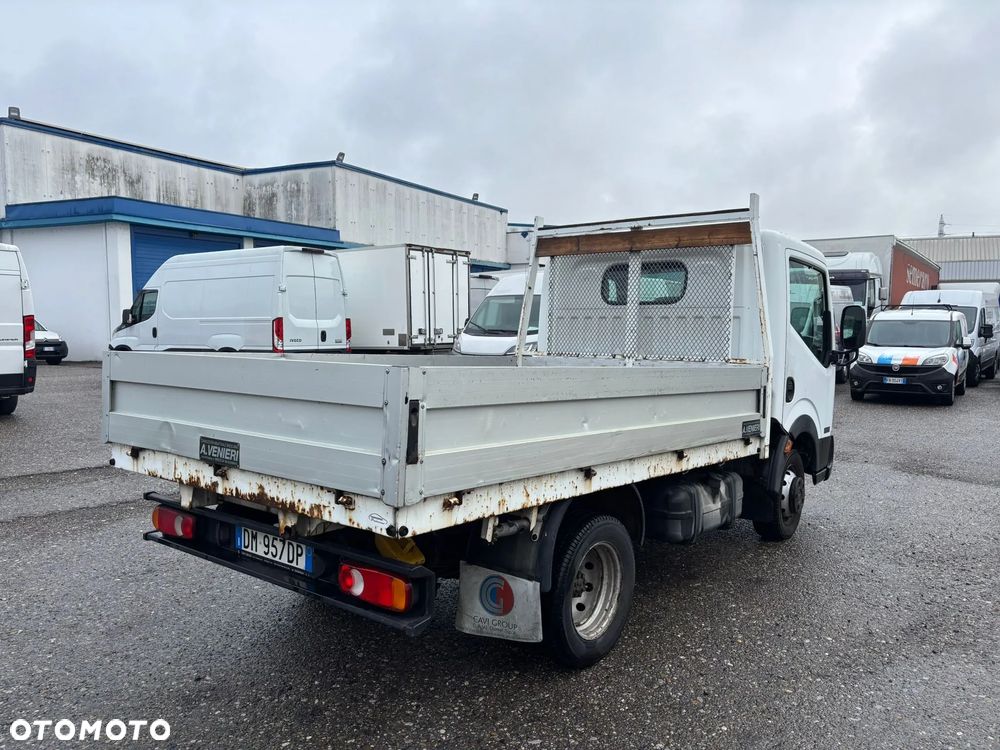 Nissan Cabstar 35.13 Skrzynia 3.20 M ! Super Stan  * z Włoch  ! Bez Korozji  ! - 3