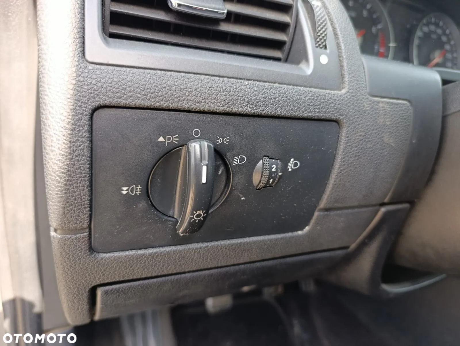 Ford Mondeo 1.8 Ambiente X - 13