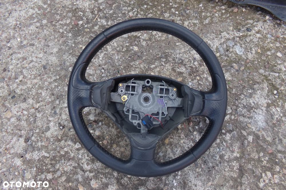 Kierownica skórzana Peugeot 207