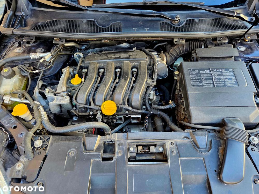 Renault Scenic 1.6 16V 110 Dynamique - 20