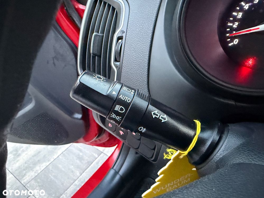 Kia Rio 1.4 Business Line - 24