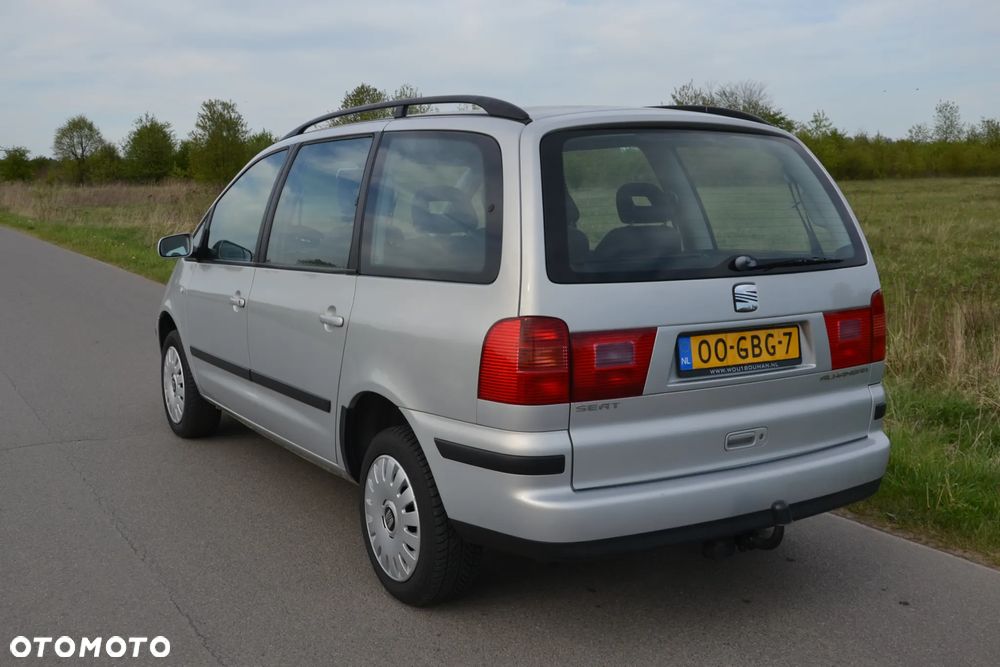 Seat Alhambra 2.0i Comfort - 22
