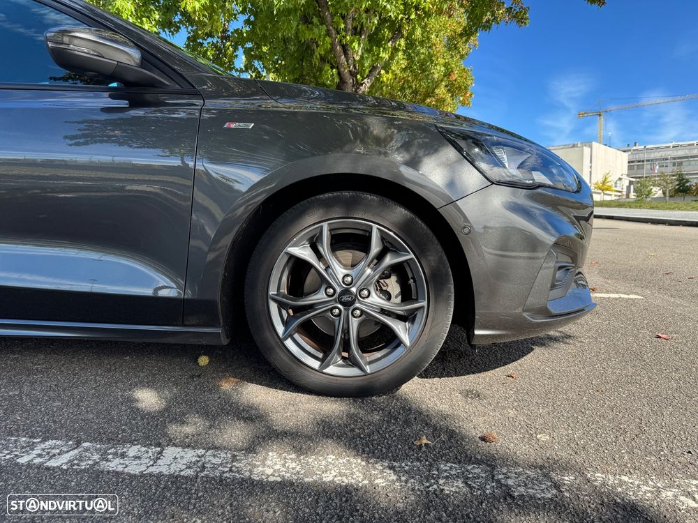 Ford Focus - 31