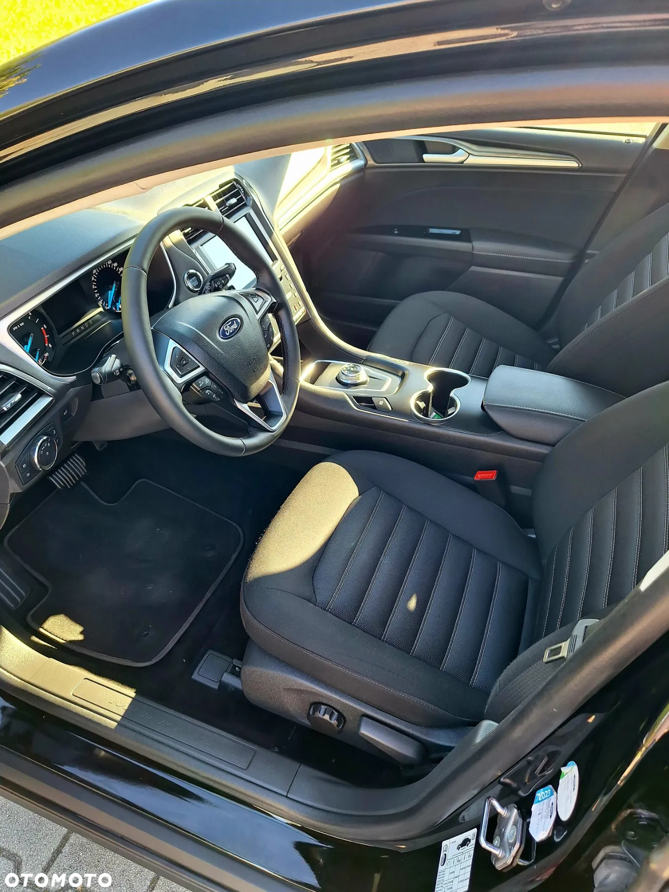 Ford Mondeo 2.0 EcoBlue Titanium - 16