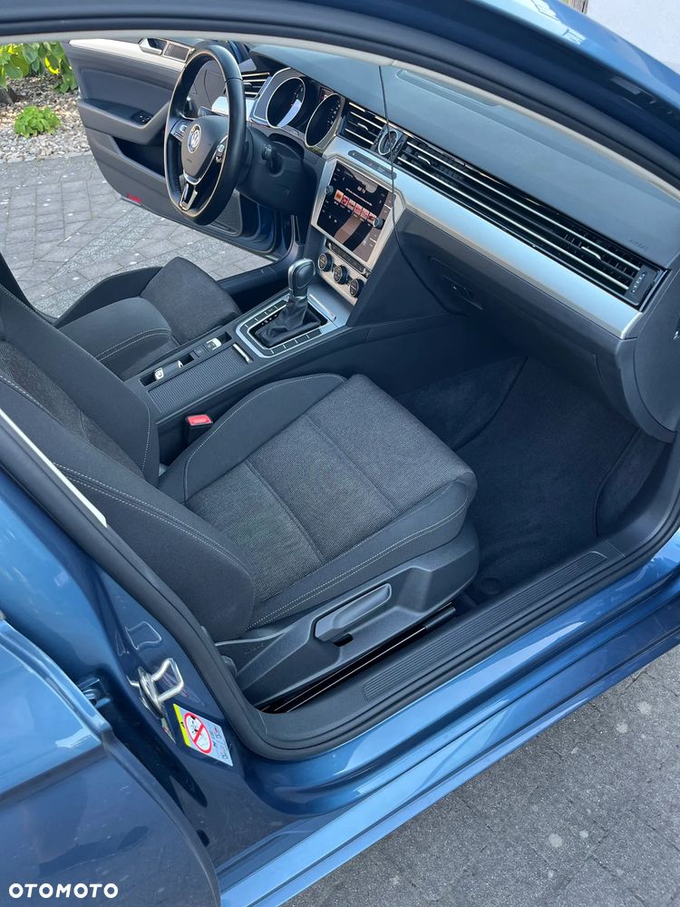 Volkswagen Passat 1.5 TSI EVO Comfortline DSG - 23
