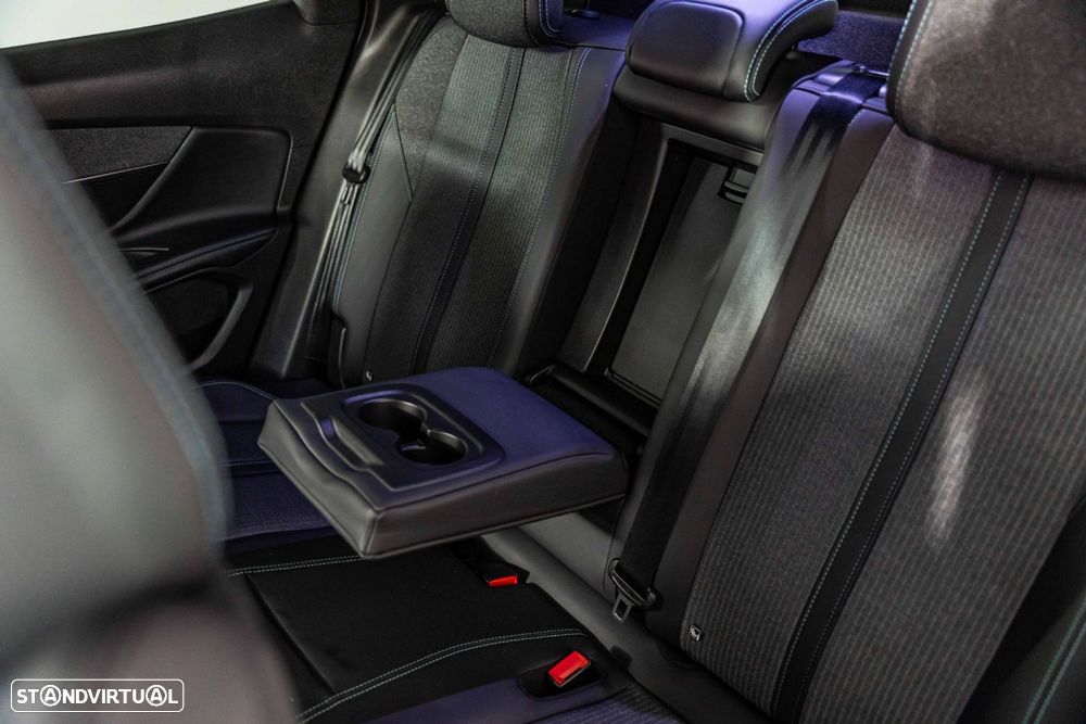 Peugeot 3008 1.6 Hybrid Allure Pack e-EAT8 - 12
