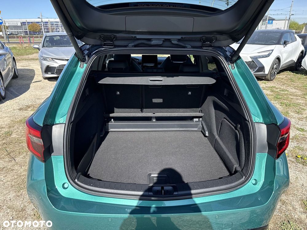 Toyota Corolla 2.0 Hybrid GR Sport - 13