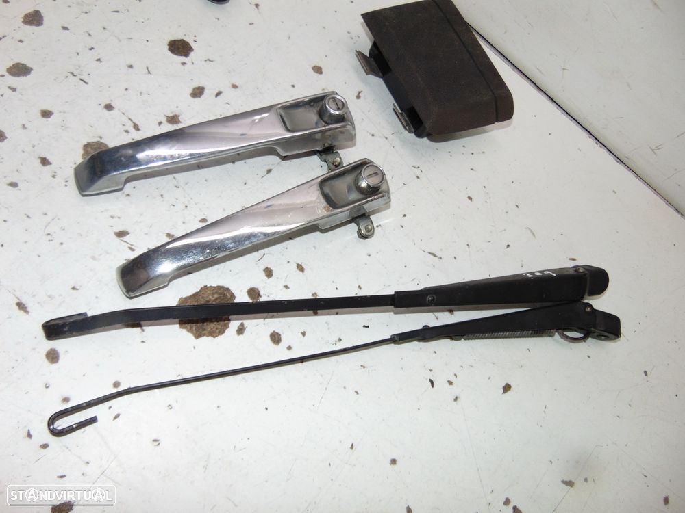 Mercedes 508/608/309 várias pequenas peças - 7