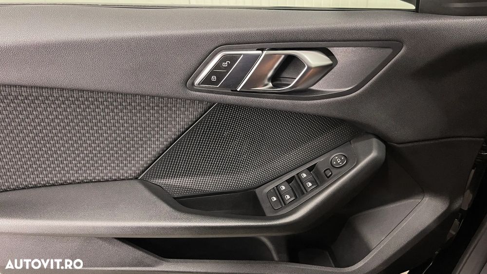 BMW Seria 2 218i Aut. Advantage - 25
