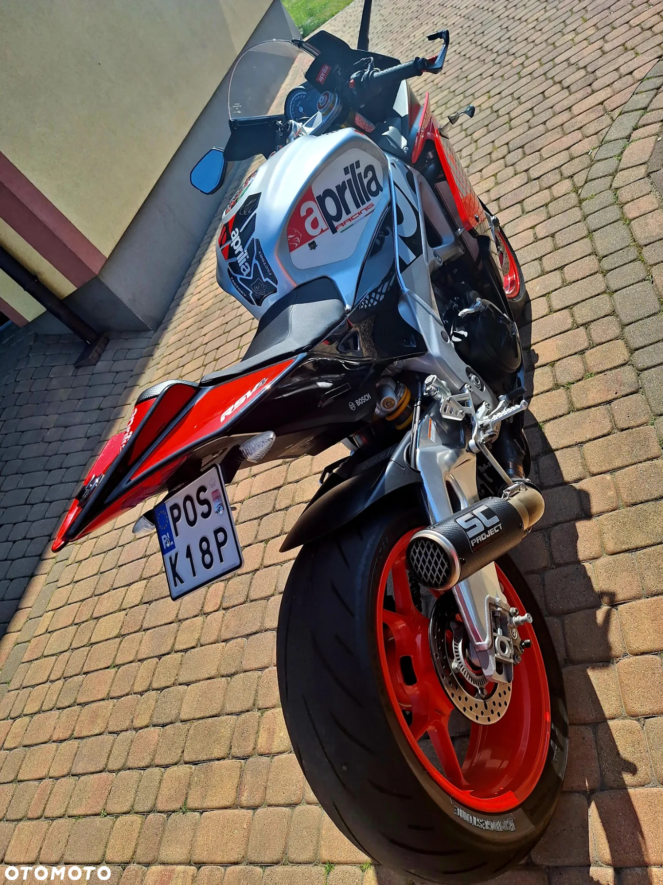 Aprilia RSV - 10