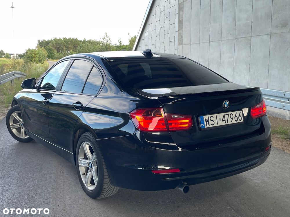 BMW 3 Series 2015 photo 5