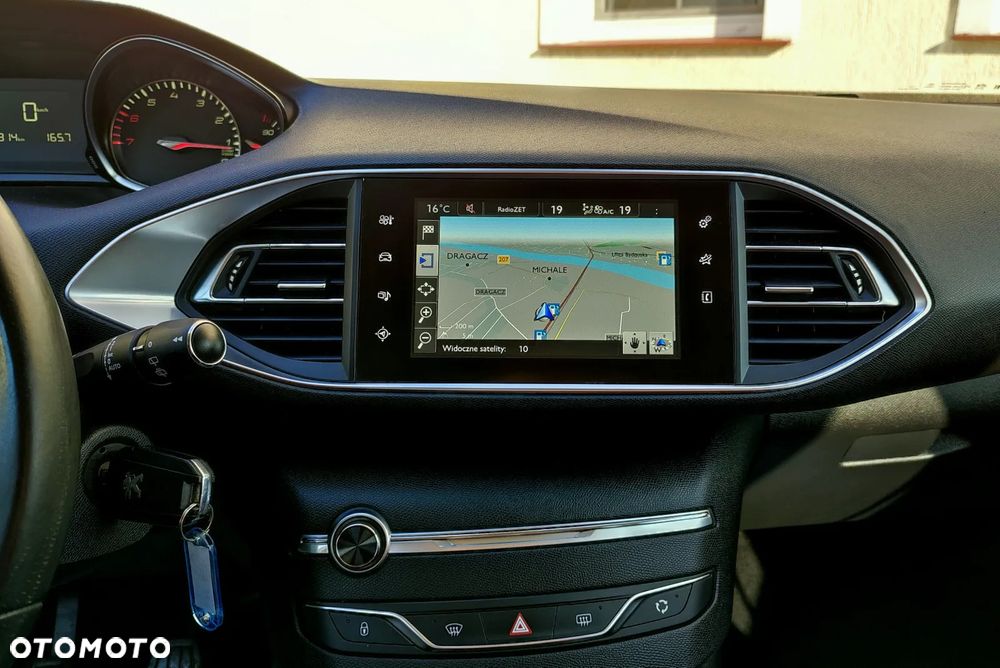 Peugeot 308 155 THP Allure - 10