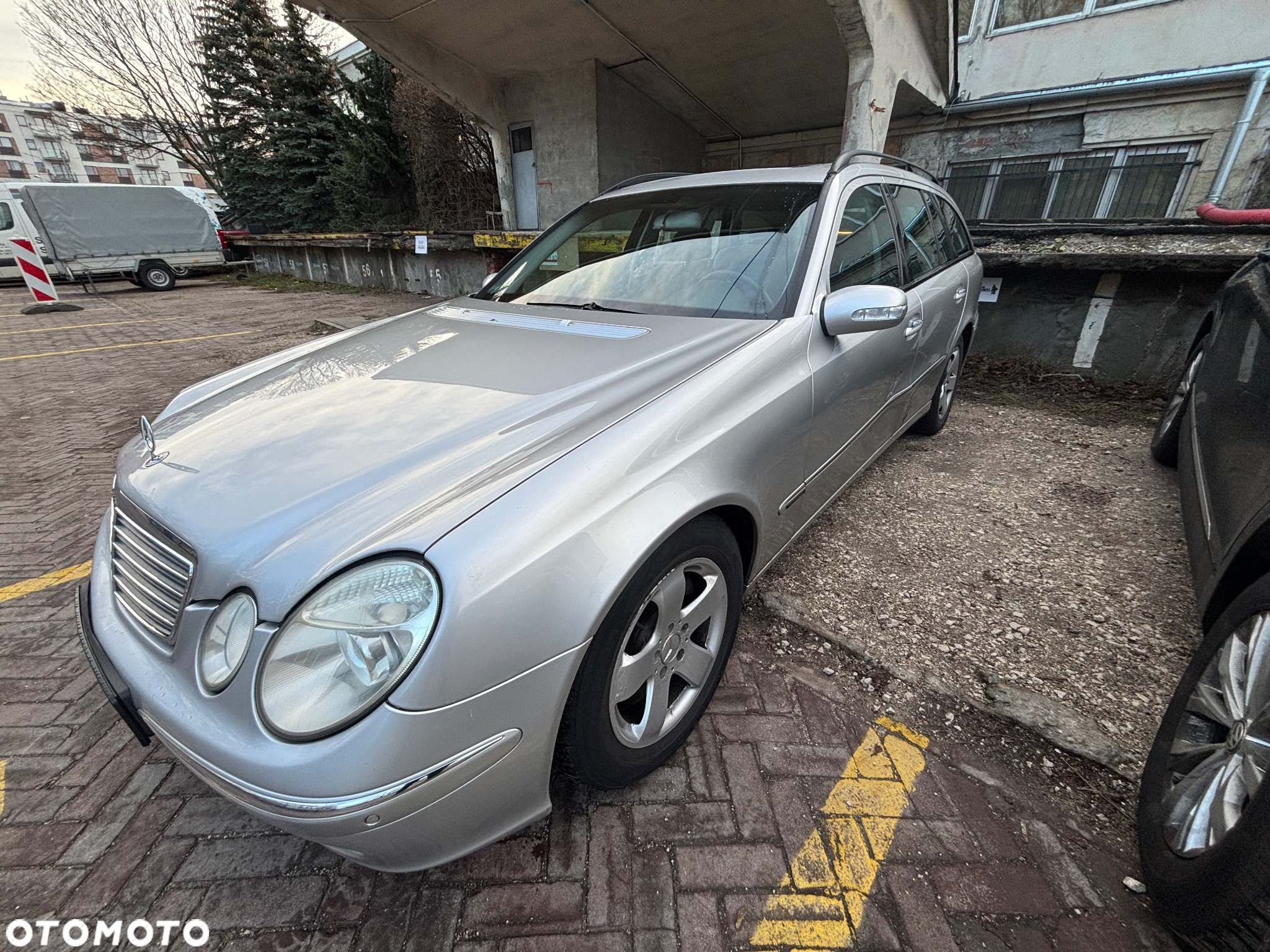 Mercedes-Benz Klasa E 200 T Kompressor Automatik Elegance - 12