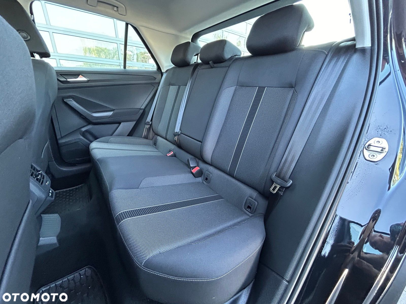 Volkswagen T-Roc 1.5 TSI Life Plus DSG - 17