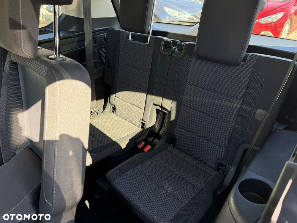 Volkswagen Touran 1.6 TDI BMT SCR Comfortline - 15