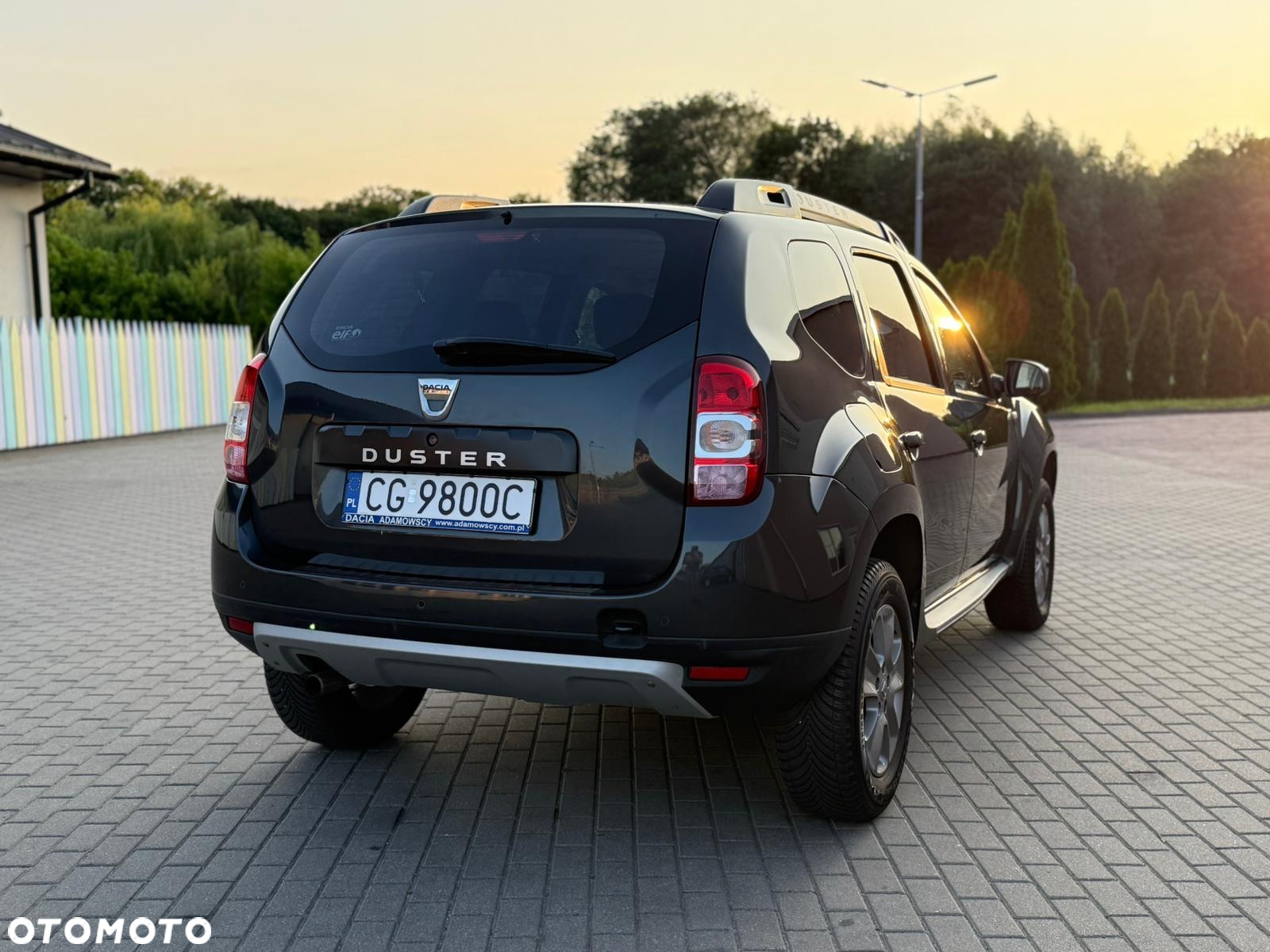 Dacia Duster 1.6 SCe Urban Explorer S&S - 5