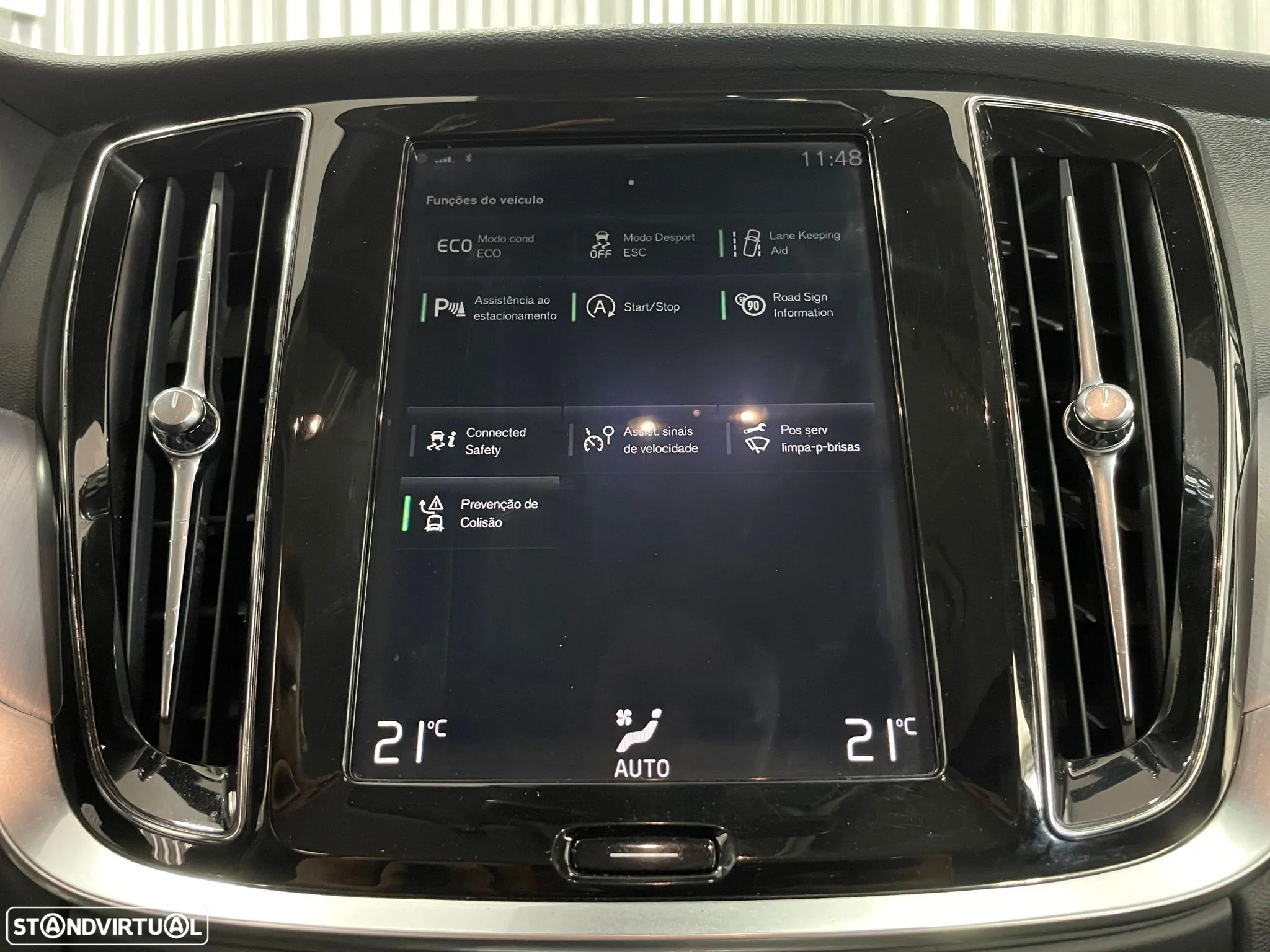 Volvo V60 2.0 D3 Momentum - 16