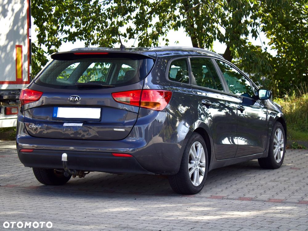 Kia Ceed Cee'd 1.6 CRDi Business Line - 10