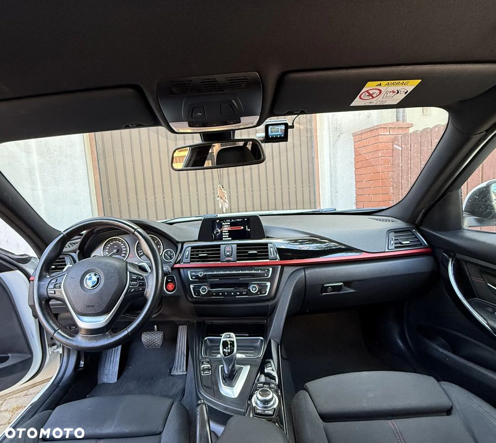 BMW Seria 3 320d xDrive Sport-Aut Sport Line - 15