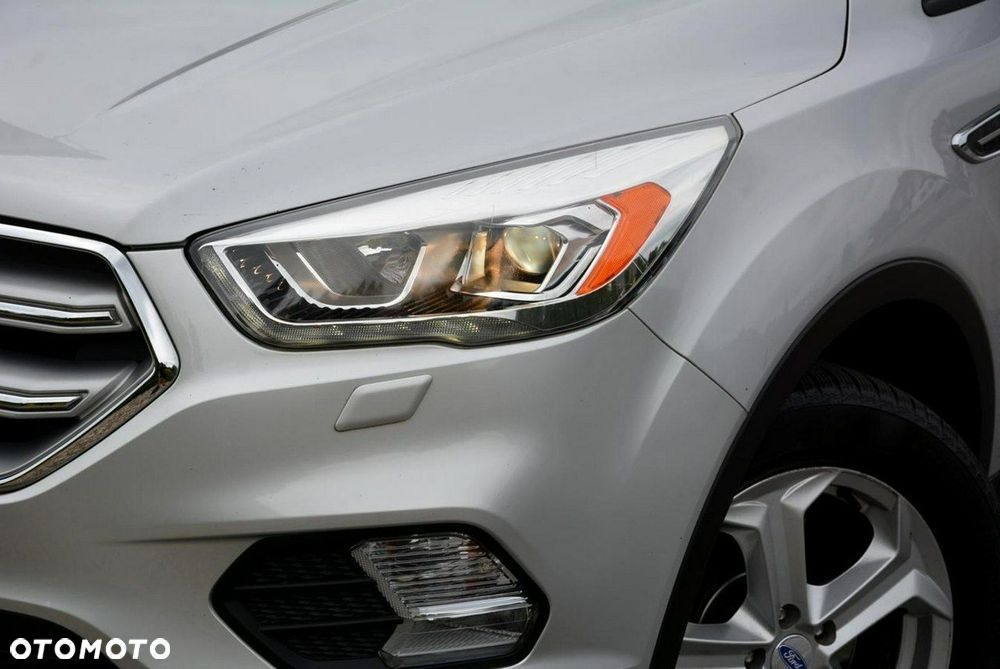 Ford Kuga 2.0 TDCi 4x4 Titanium - 8