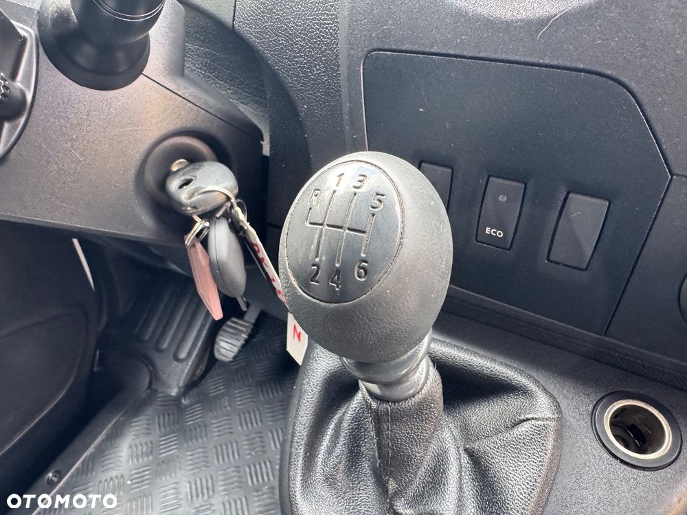 Renault Master L3H2 2015 7osob Brygadówka Navi Niski Przebieg - 18