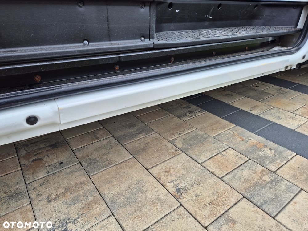 Iveco DAILY 35S18 HIMATIC 3.0 SPROWADZAONY KLIMA MAXI L4H2 - 19