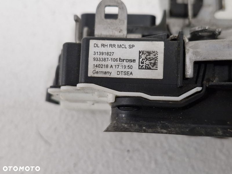 VOLVO V40 2 II ZAMEK DRZWI PRAWY TYŁ TYNY 6 PIN 31391827 - 5