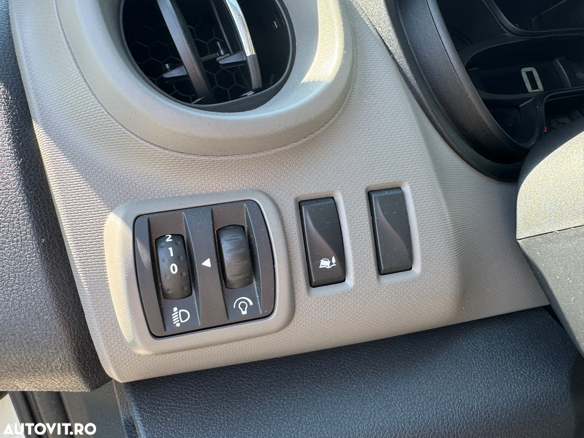 Renault Trafic - 9