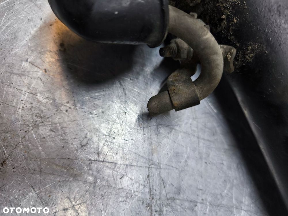 LEXUS RX 450H IV AMORTYZATOR PRAWY TYLNY 48530-48392 - 2