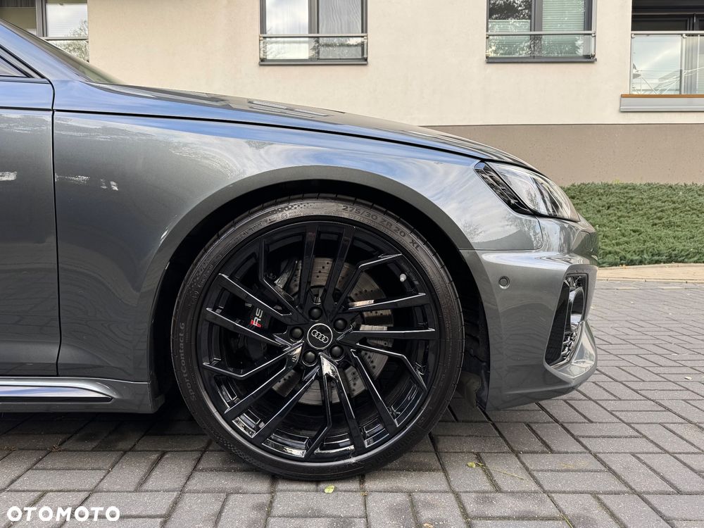 Audi RS4 Avant TFSI Quattro Tiptronic - 9