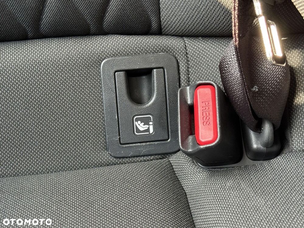 Toyota Corolla 1.8 Hybrid Comfort - 24