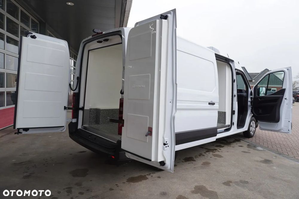 Renault Master L3H2 Izoterma z agregatem ZANOTTI Z 350 GH GRUAU - 9