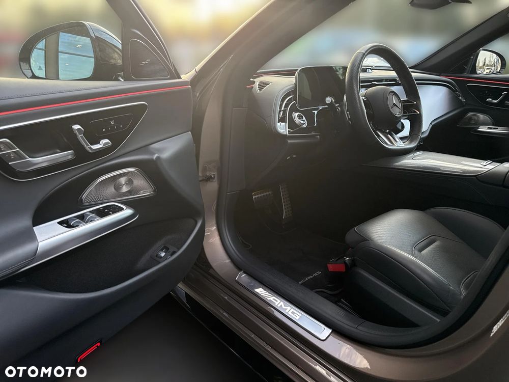 Mercedes-Benz Klasa E AMG 53 PHEV 4Matic+ 9G-Tronic TCT - 9