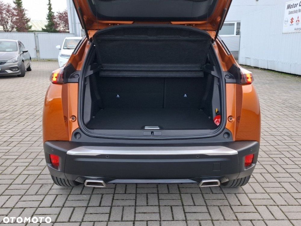 Peugeot 2008 - 6