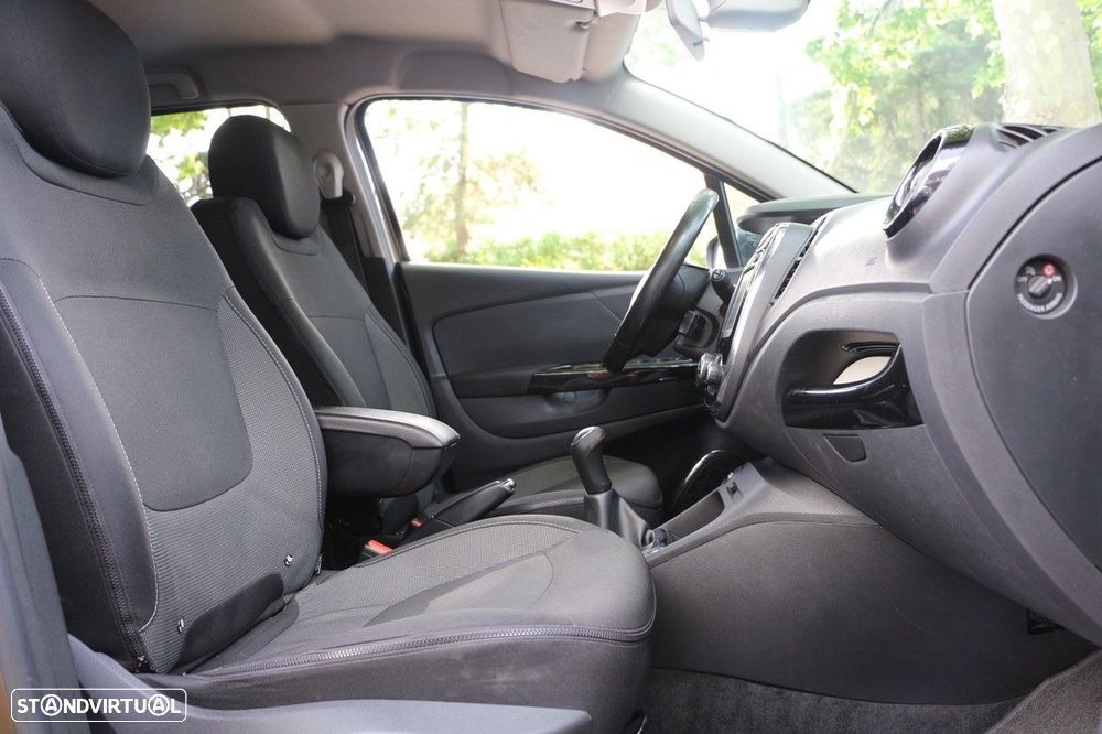 Renault Captur 0.9 TCE Exclusive - 32