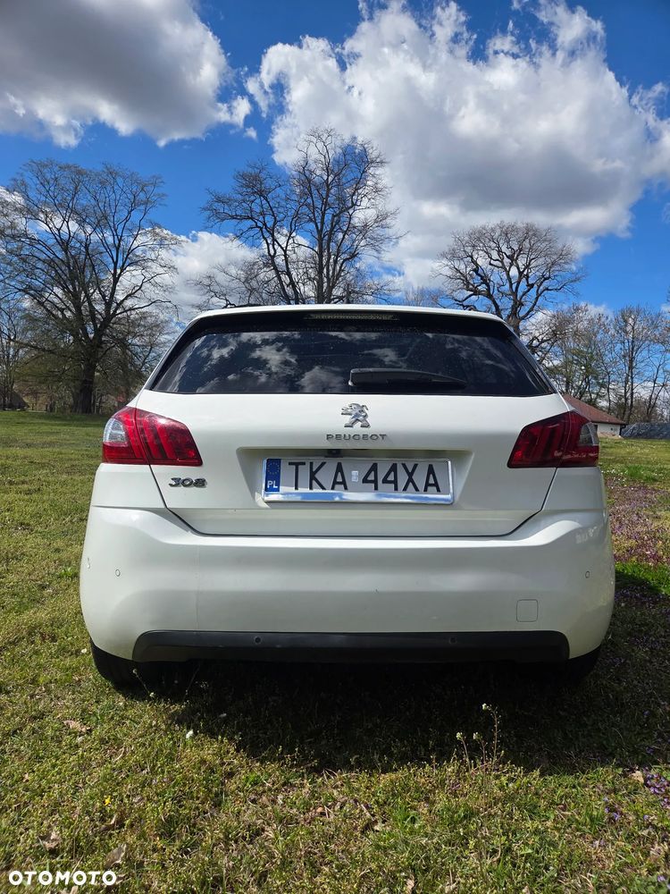 Peugeot 308 1.2 PureTech Allure S&S - 10