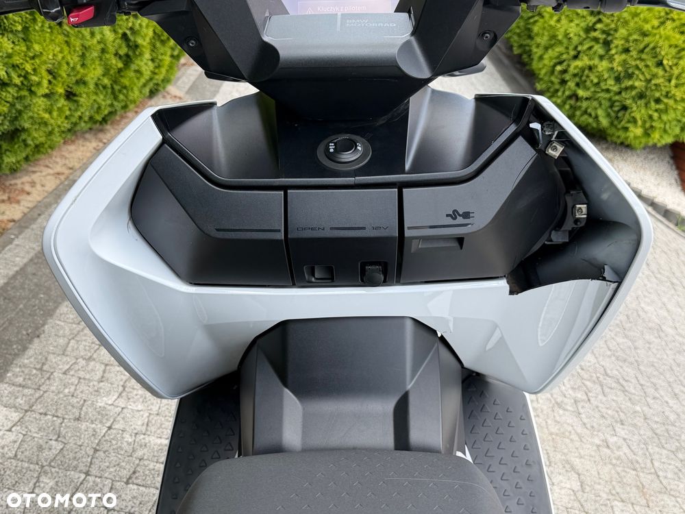 BMW CE 04 - 5
