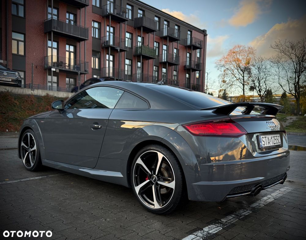 Audi TT Coupé - 4