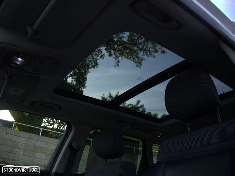 Citroën C3 Aircross 1.2 PureTech Shine - 27