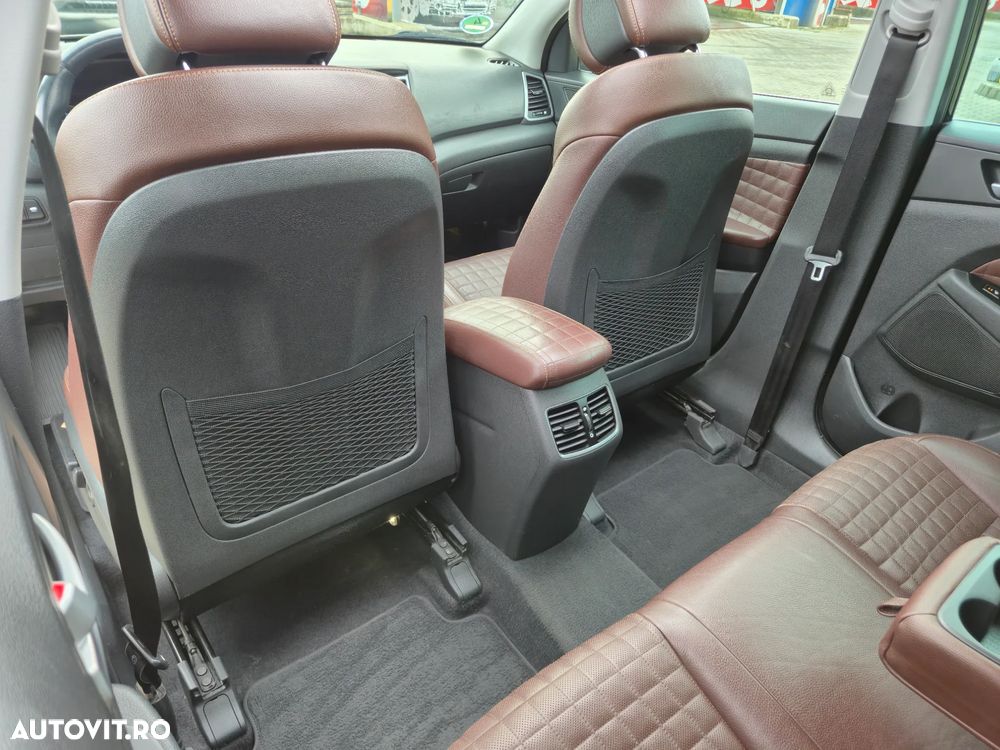 Hyundai Tucson 2.0 CRDI 4WD Automatik 25 Jahre - 24