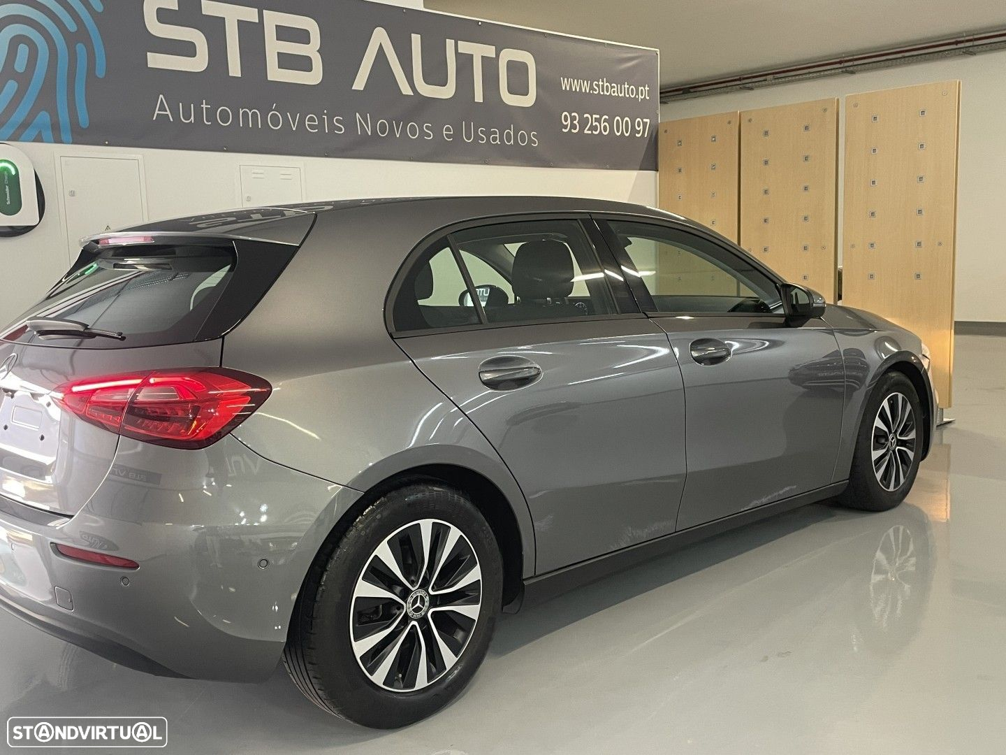 Mercedes-Benz A 160 Style Plus - 13