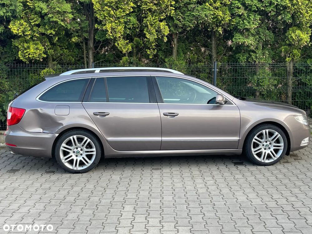 Skoda Superb 2.0 TSI DSG Exclusive - 8