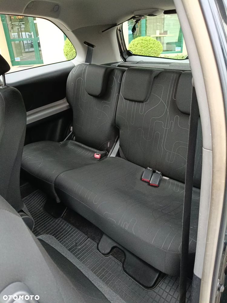 Toyota Yaris 1.0 Terra - 9