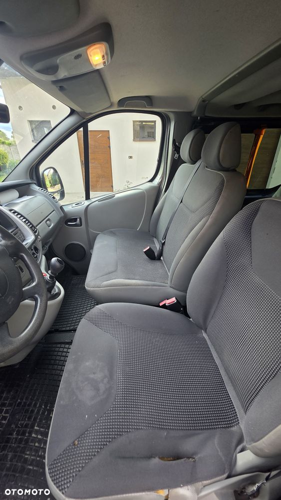 Opel Vivaro - 6