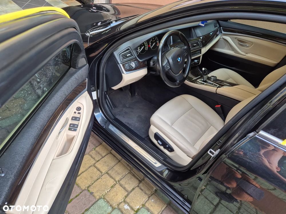 BMW Seria 5 520d Efficient Dynamics Edition - 8