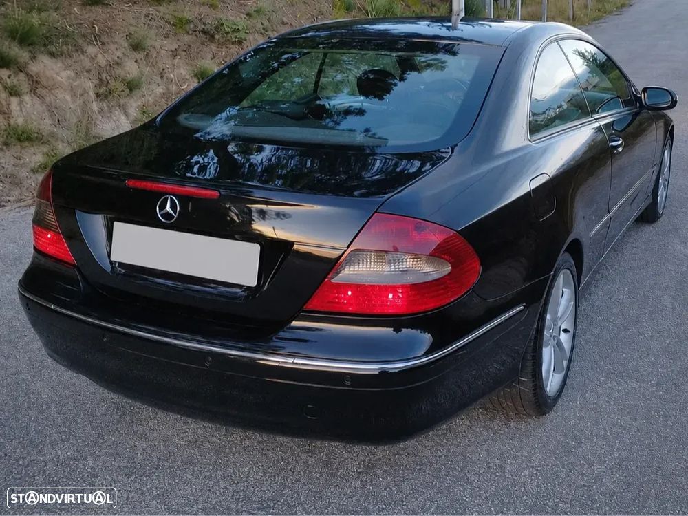 Mercedes-Benz CLK 220 CDi Avantgarde Aut. - 12
